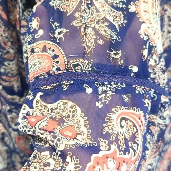 Octavia Button Down Sheer Blouse Size Small - Picture 11 of 12